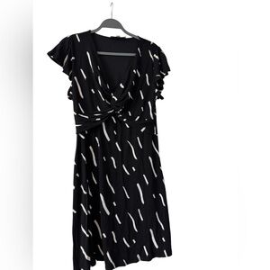 Loft Elegant Black and White  Brushstroke Women's Dress Size Medium